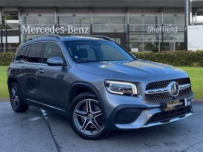 Mercedes GLB220