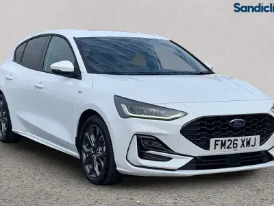 New Ford Focus ST-Line 155 HP (114 kW) 2025 Hatchback