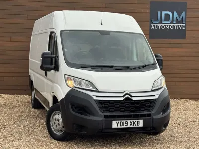 Usado Citroën Relay 130 HP (95 kW) 2019 Branco Van