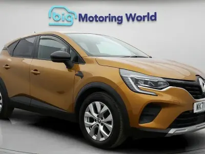 Used Renault Captur Iconic 140 HP (102 kW) 2021 Orange SUV