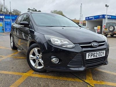 Used Ford Focus Zetec 115 HP (84 kW) 2012 Black Hatchback