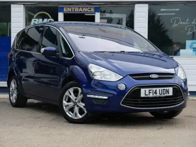 Usado Ford S-MAX Titanium 115 HP (84 kW) 2014 Azul Monovolume