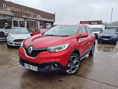Used Renault Kadjar Dynamique 130 HP (95 kW) 2016 Red SUV