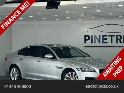 Used Jaguar XF R-Sport 180 HP (132 kW) 2017 Silver Sedan
