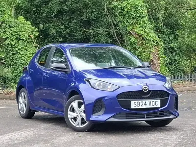 Usado Mazda 2 Exclusive-Line 116 CV (85 kW) 2024 Azul Utilitario
