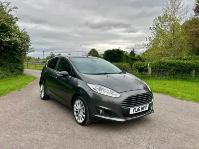 Używany Ford Fiesta Titanium X 2016 Szary Hatchback