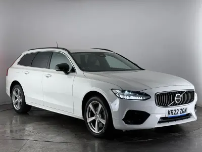 Usado Volvo V90 CC 2022 Blanco Familiar