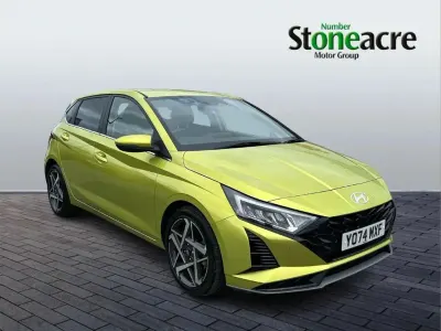 Used Hyundai i20 Premium 99 HP (72 kW) 2025 Green Hatchback