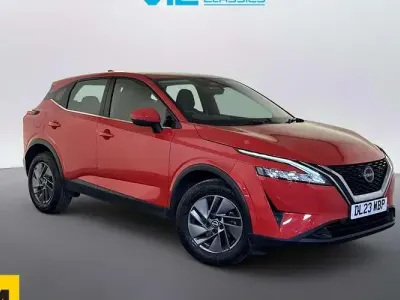 Used Nissan Qashqai Acenta Premium 158 HP (116 kW) 2023 Red SUV