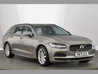Usado Volvo V90 Momentum 194 HP (142 kW) 2022 Cinzento Carrinha
