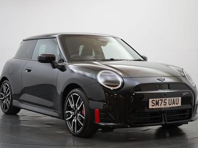 Used Mini Cooper Hatch 186 kW (254 HP) 2025 Black Hatchback