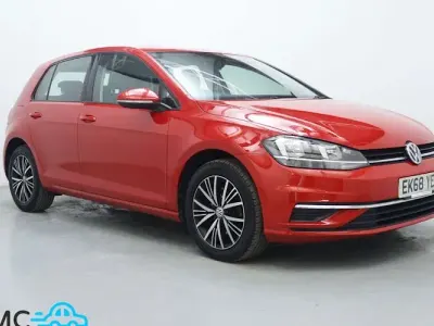 Used VW Golf VII SE 150 HP (110 kW) 2018 Red Hatchback