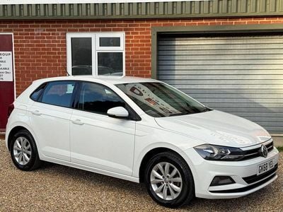 White Used 2018 VW Polo SE Hatchback | £9,499 (Fair price)