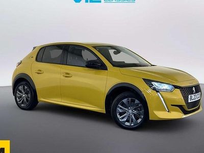 Used Peugeot e-208 Allure+ 100 kW (136 HP) 2023 Yellow Hatchback