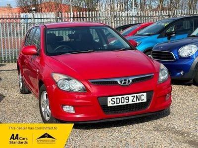 Used Hyundai i30 Comfort 115 HP (84 kW) 2009 Red