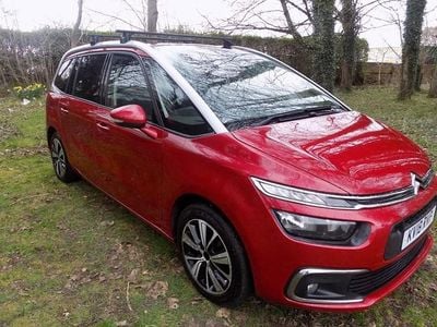 Used Citroën Grand C4 Picasso Feel 120 HP (88 kW) 2018 Red MPV