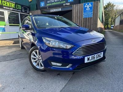 Used Ford Focus Titanium 2016 Blue Hatchback