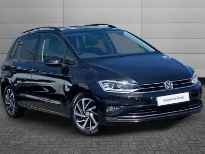 Used VW Golf Match 148 HP (108 kW) 2020 Deep black MPV
