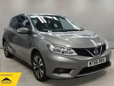 Used Nissan Pulsar N-Connecta 115 HP (84 kW) 2016 Grey Hatchback