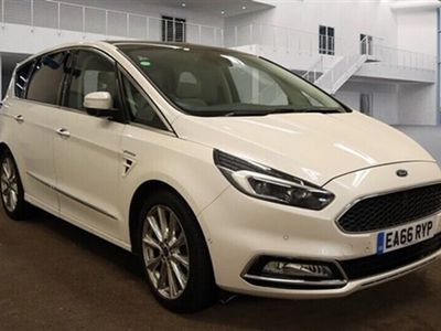 used Ford S-MAX 2.0 VIGNALE 5d 238 BHP