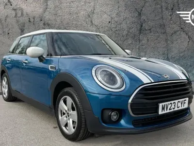 Usado Mini Cooper Clubman Classic 136 CV (100 kW) 2023 Azul Familiar