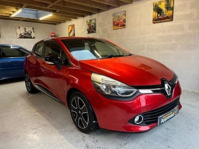 Red Used 2015 Renault Clio IV Dynamique Hatchback | £2,995 (Super price)