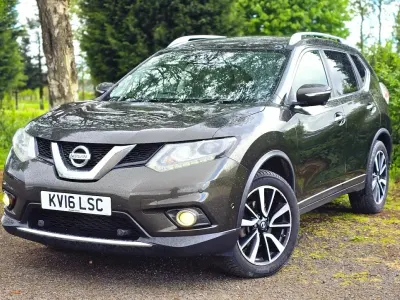 Used Nissan X-Trail Tekna 130 HP (95 kW) 2016 Green SUV