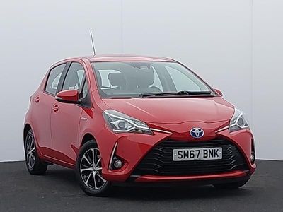 Second-hand Toyota Yaris Hybrid 100 CP (73 kW) 2017 Roșu Hatchback
