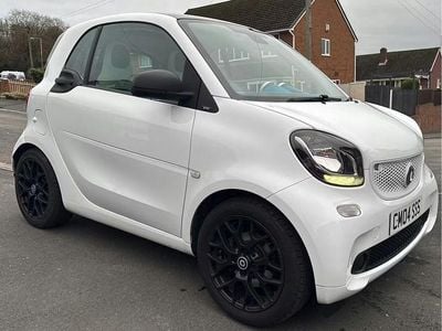 White Used 2015 Smart ForTwo Coupé Premium Coupe | £5,490 (Good price)