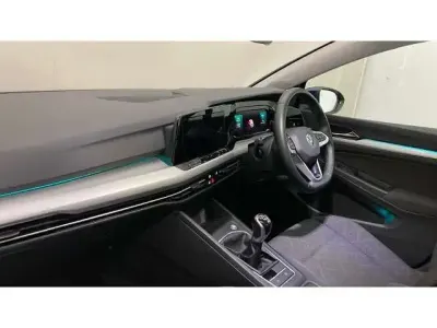 Używany VW Golf VII Life 130 KM (95 kW) 2021 Niebieski Hatchback