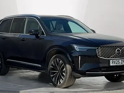 Used Volvo XC90 Core 250 HP (183 kW) 2025 Black SUV