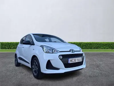 Used Hyundai i10 GO! 67 HP (49 kW) 2018 White Hatchback