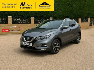 Used Nissan Qashqai N-Connecta 115 HP (84 kW) 2017 Grey SUV