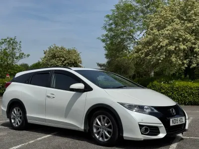 Używany Honda Civic SE Plus 120 KM (88 kW) 2015 Biały Kombi