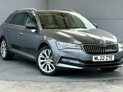 Used Skoda Superb SE Technology 218 HP (160 kW) 2022 Grey Estate