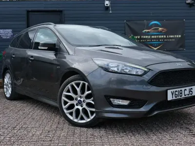 Used Ford Focus ST-Line 140 HP (102 kW) 2018 Grey Estate