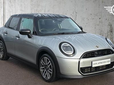 Used Mini Cooper Classic 114 kW (156 HP) 2026 Hatchback
