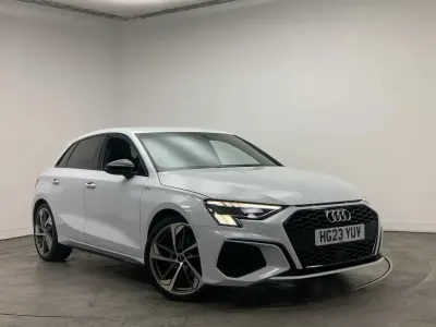 Used Audi A3 Comfort 147 HP (108 kW) 2023 White Sedan