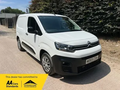 Used Citroën Berlingo 2020 White MPV