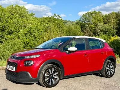 Używany Citroën C3 Feel 81 KM (59 kW) 2017 Czerwony Hatchback