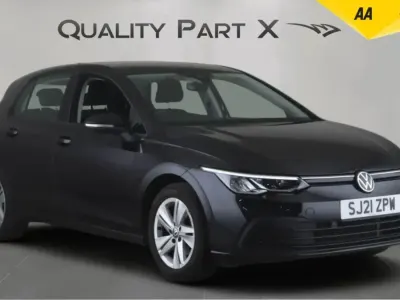 Używany VW Golf VII Life 2021 Czarny Hatchback