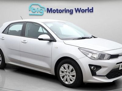 Used Kia Rio 84 HP (61 kW) 2022 Silver Hatchback