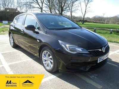 Used Vauxhall Astra Business Edition 105 HP (77 kW) 2020 Black Hatchback