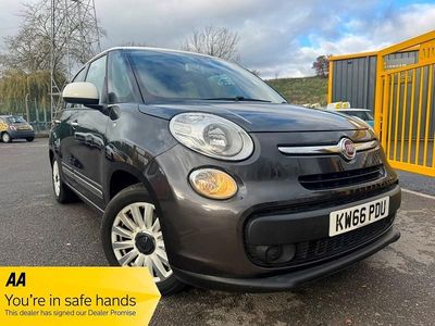 Grey/white Used 2016 Fiat 500L Pop Star MPV | £6,499 (Fair price)