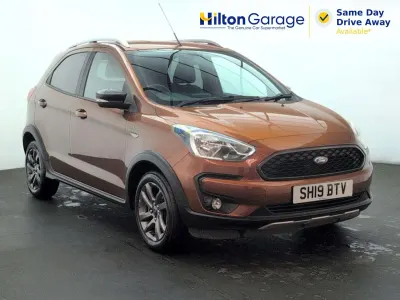Usado Ford Ka Plus Active 86 HP (63 kW) 2019 Castanho Citadino