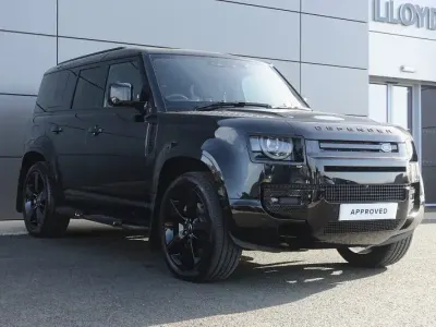 Usado Land Rover Defender HSE Dynamic 2025 Preto SUV