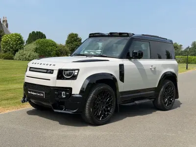 New Land Rover Defender SE Dynamic 250 HP (183 kW) 2026 Grey SUV