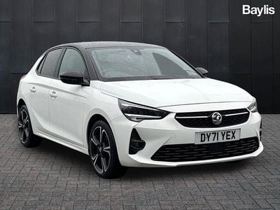 Used Vauxhall Corsa SRi 101 HP (74 kW) 2021 White Hatchback