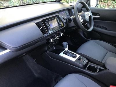 Used Honda Jazz SE 2023 White Hatchback