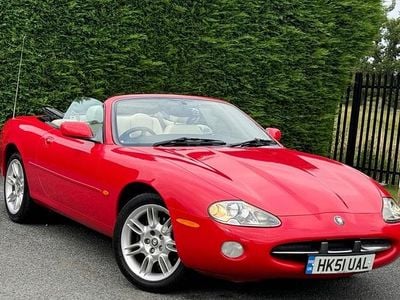 Jaguar XK8